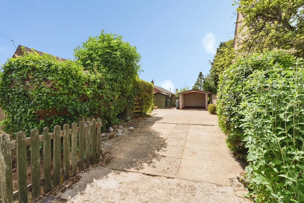 Whissonsett Road, Colkirk, NR21, photo 18