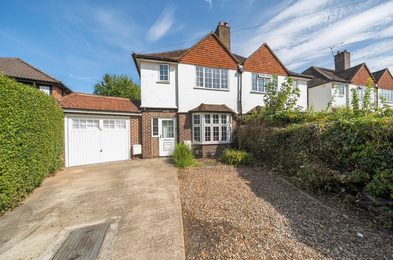 Sandy Lane, Woking, GU22, photo 18