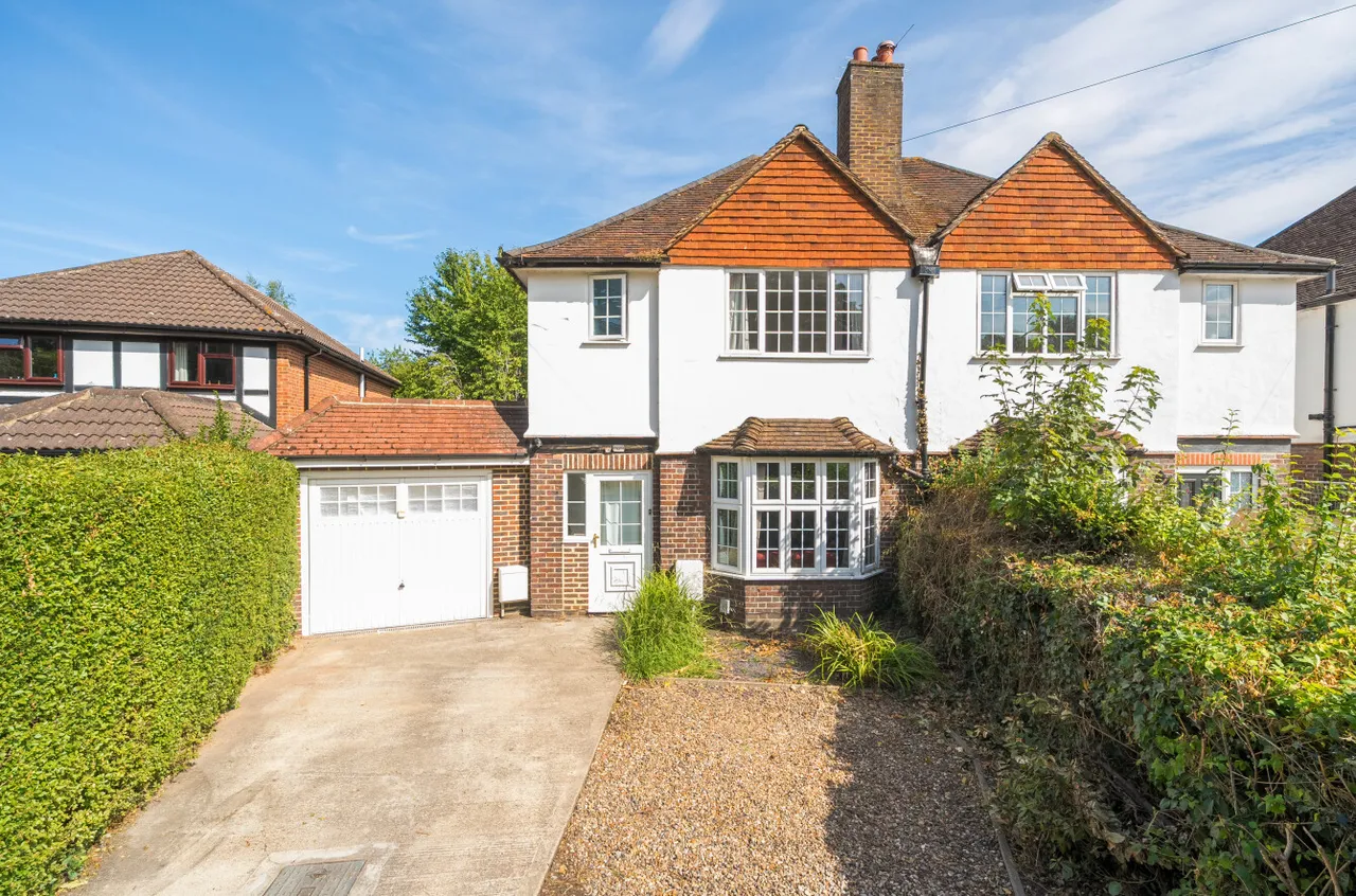 Sandy Lane, Woking, GU22, photo 22