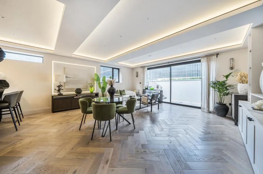 Bromyard Avenue, London, W3, photo 18