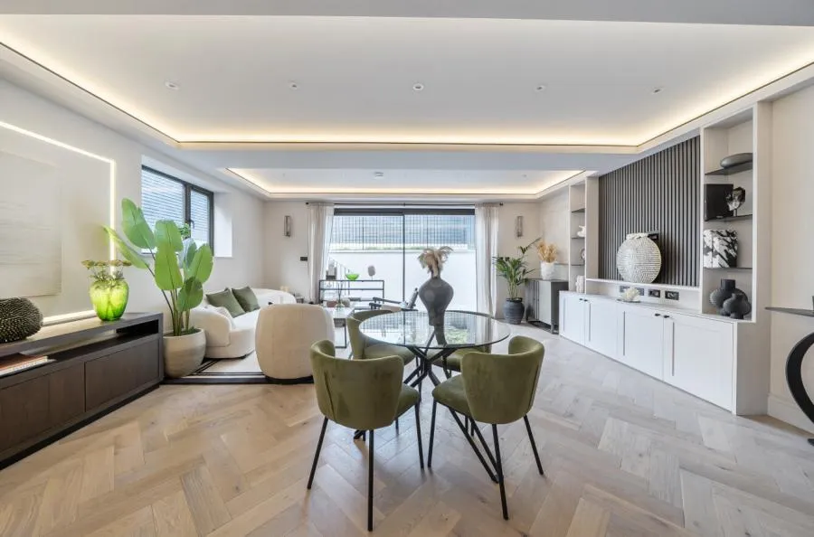 Bromyard Avenue, London, W3, photo 15