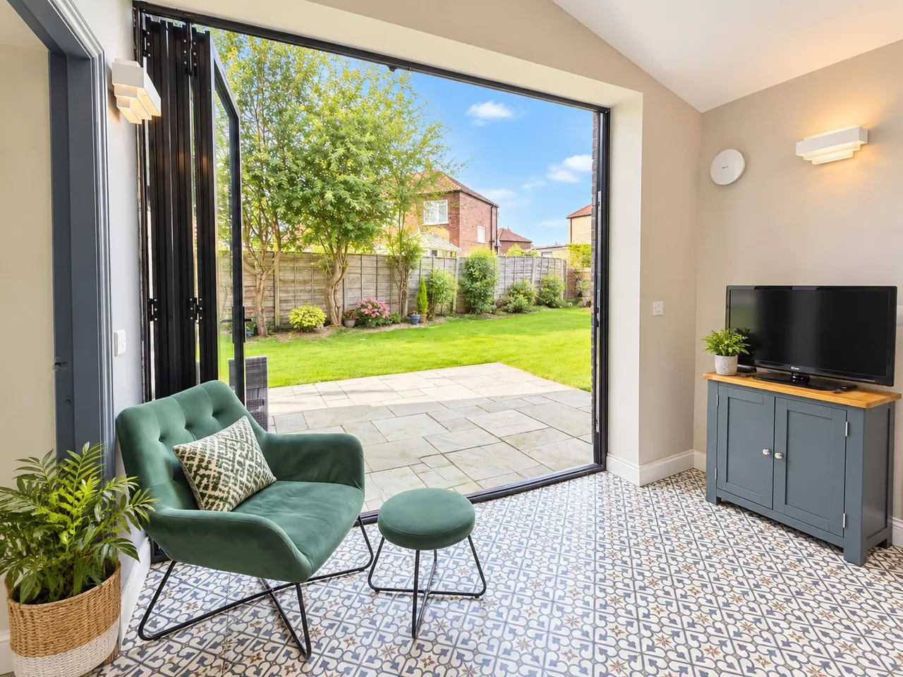Clovelly Road, Offerton, SK2, photo 6