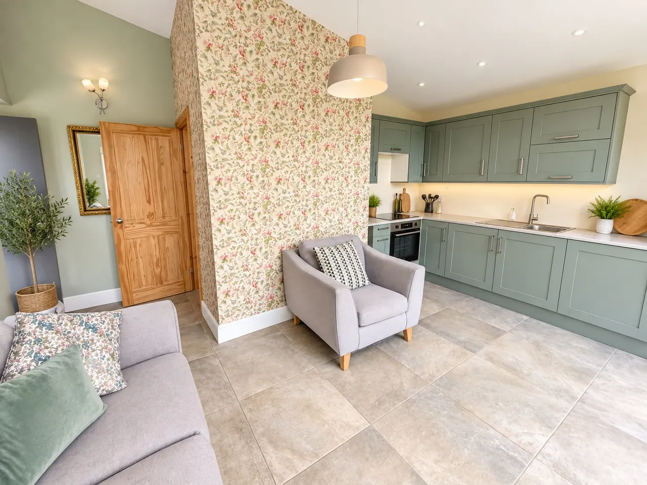 Clovelly Road, Offerton, SK2, photo 18