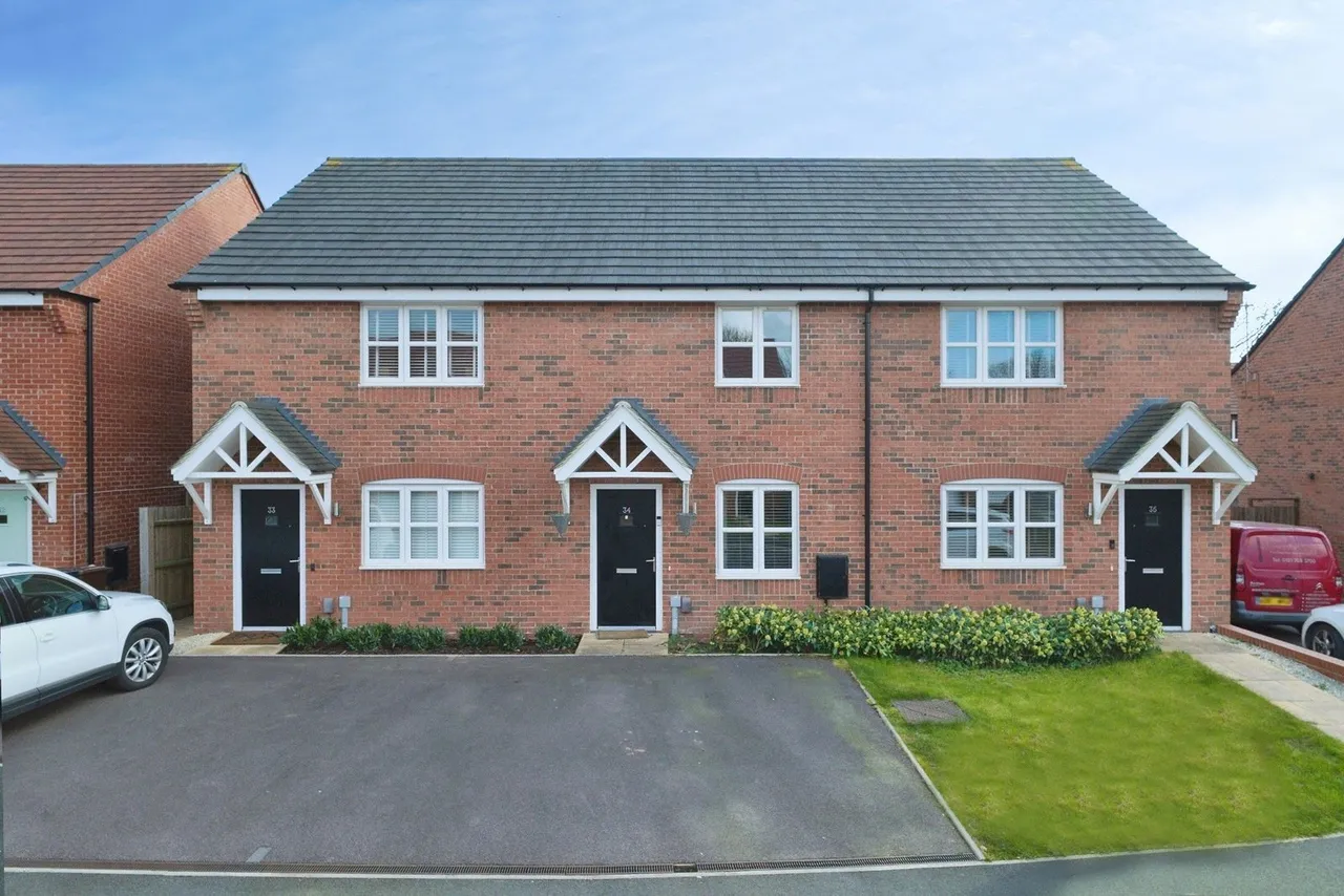 2 bed house for sale, Ploughmans Lane, Tidbury Green, B90