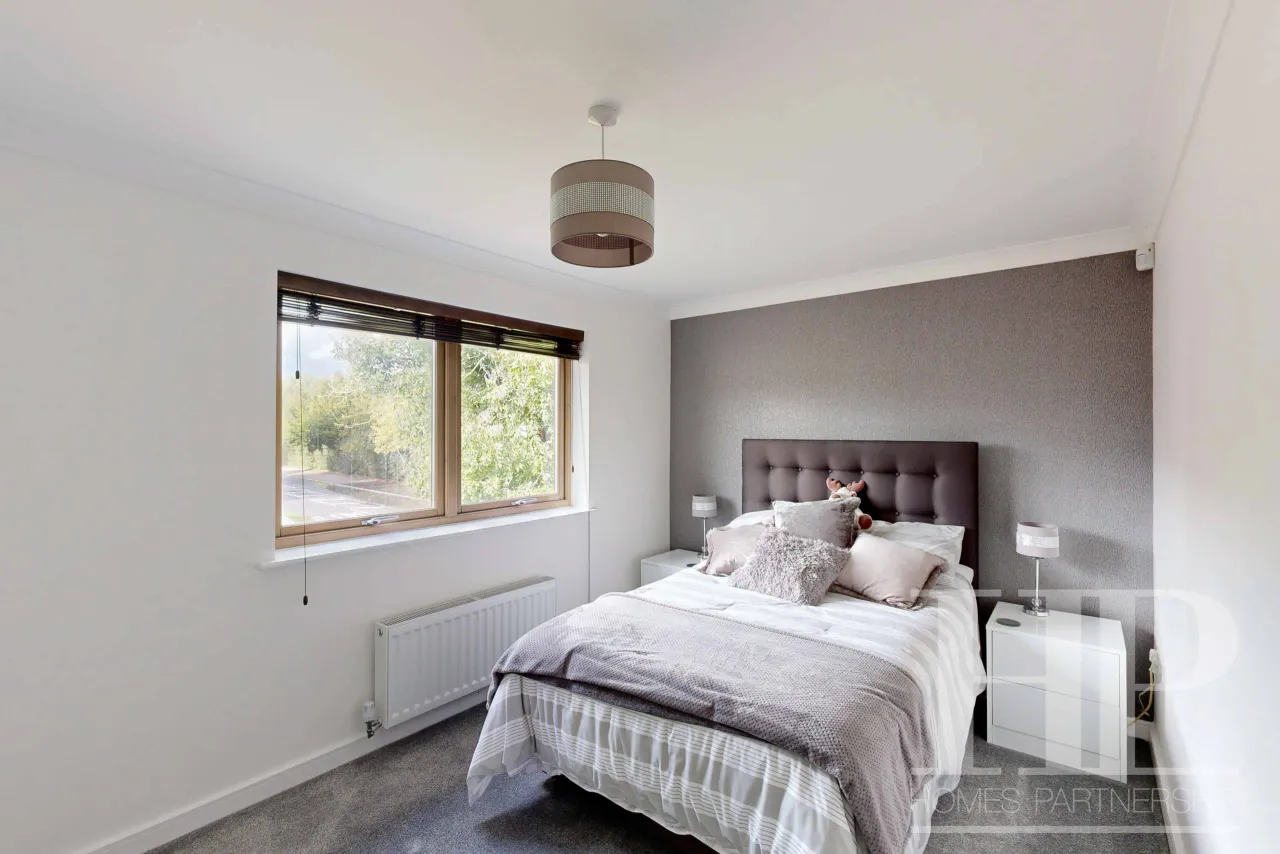 Delrogue Road, Crawley, RH11, photo 15