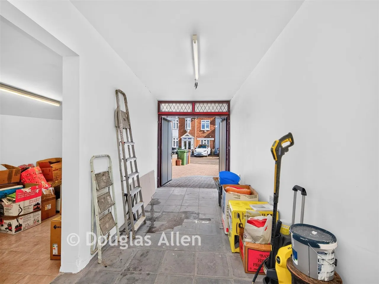 Richmond Crescent, Chingford, E4, photo 11
