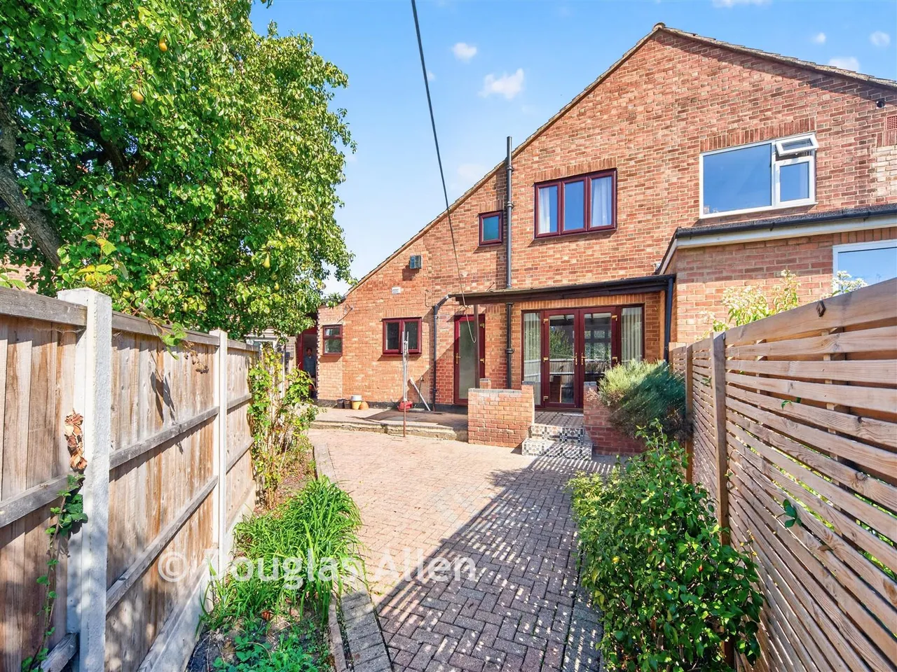 Richmond Crescent, Chingford, E4, photo 13