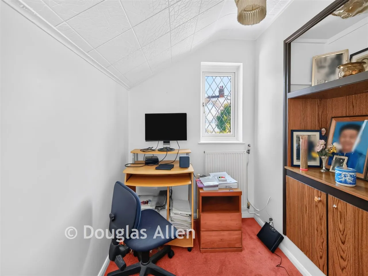 Richmond Crescent, Chingford, E4, photo 9