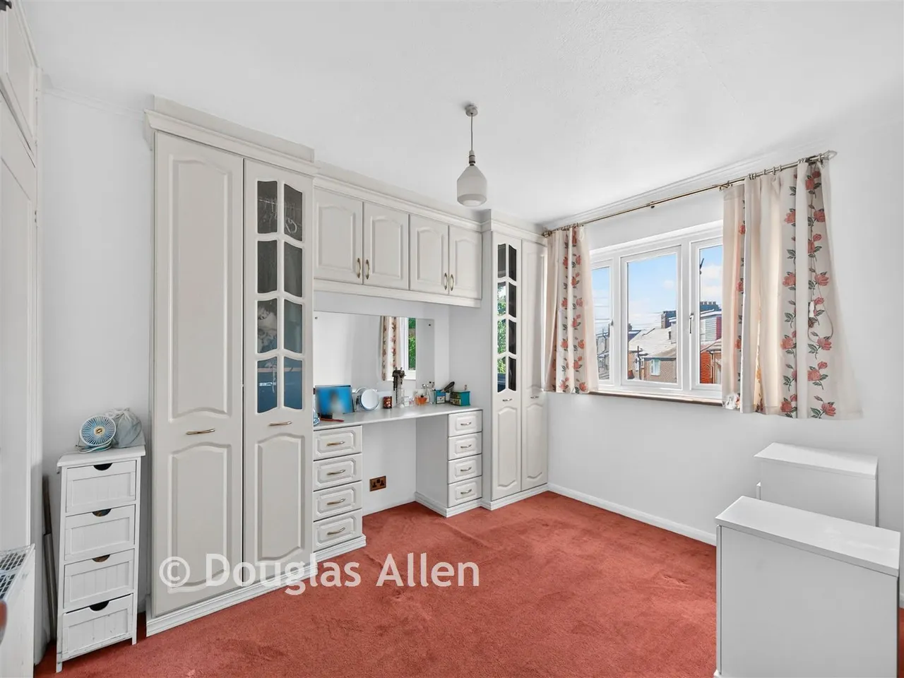 Richmond Crescent, Chingford, E4, photo 7
