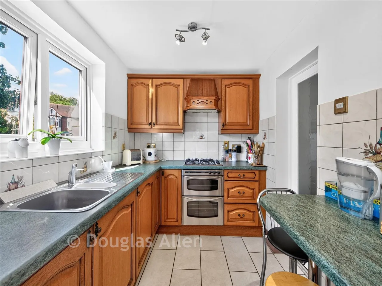 Richmond Crescent, Chingford, E4, photo 4