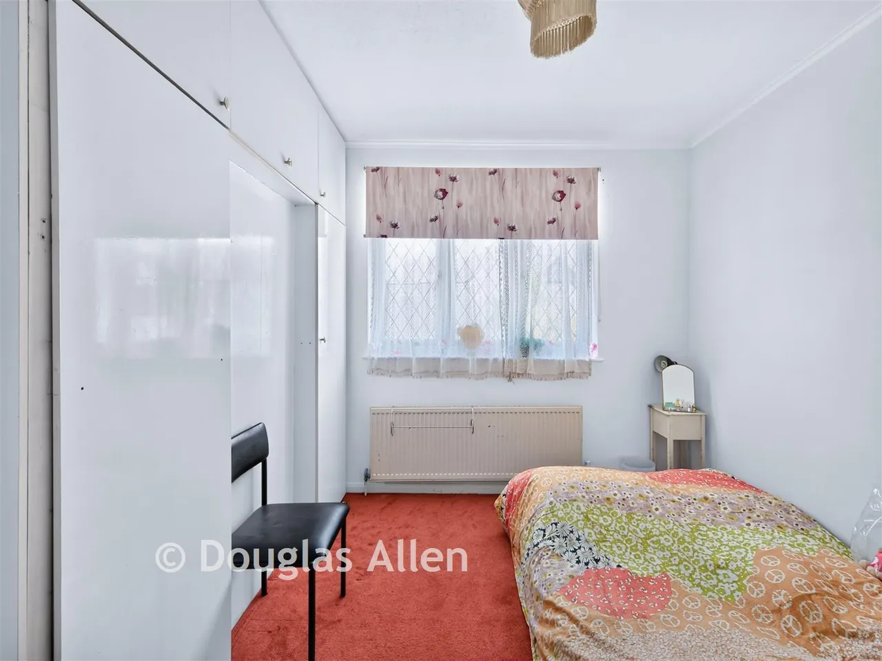 Richmond Crescent, Chingford, E4, photo 8