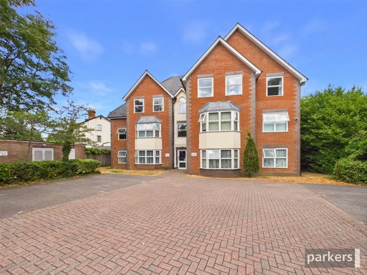 2 bed flat to rent, Erleigh Road, Reading, RG1
