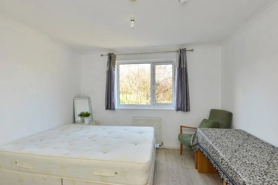 Falcon Avenue, Springfield, MK6, photo 7