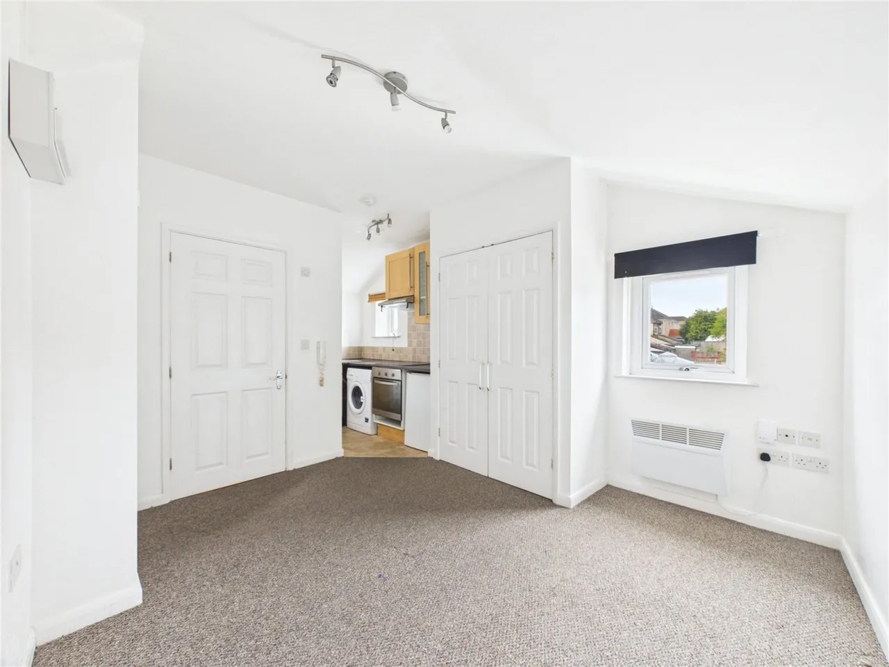 Bell Hill Road, St George, BS5, photo 2