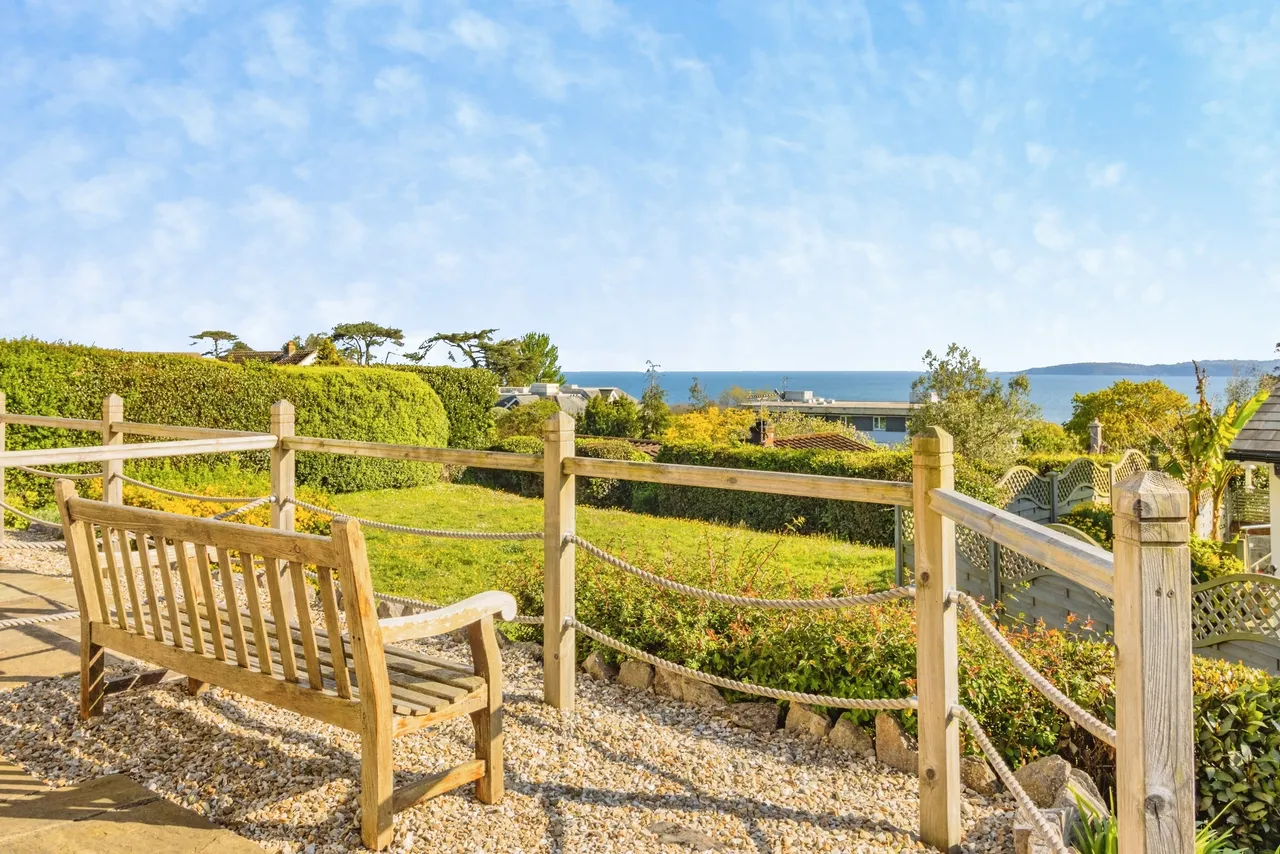2 bed flat for sale, Dawlish Road, Teignmouth, TQ14