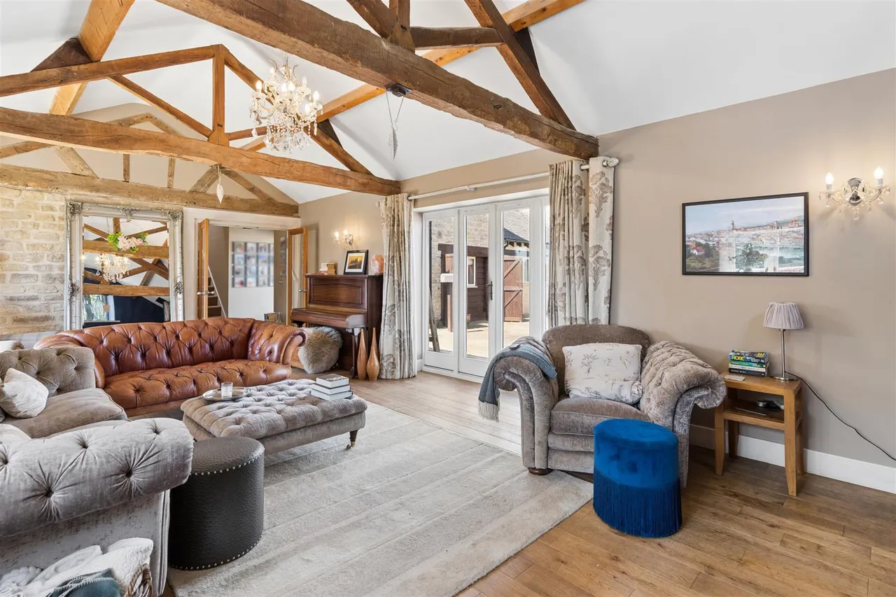 Water Lane, Sherington, photo 26