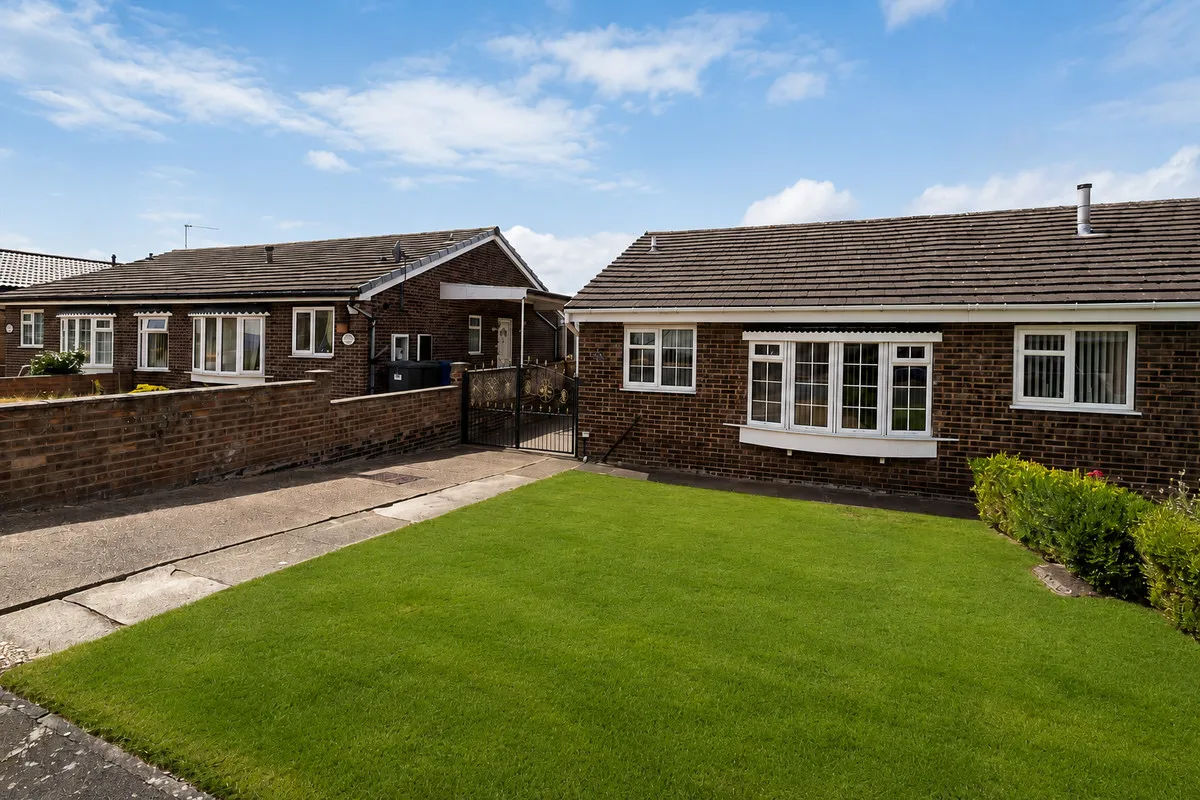 Highgate Close, Rossington, DN11, photo 12