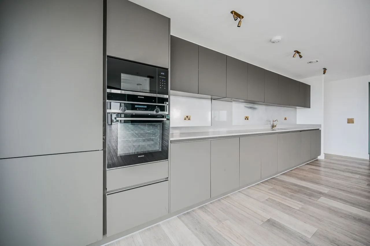 London, N17, photo 14