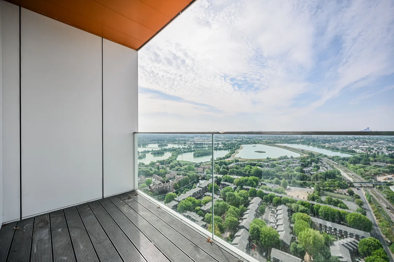 London, N17, photo 21