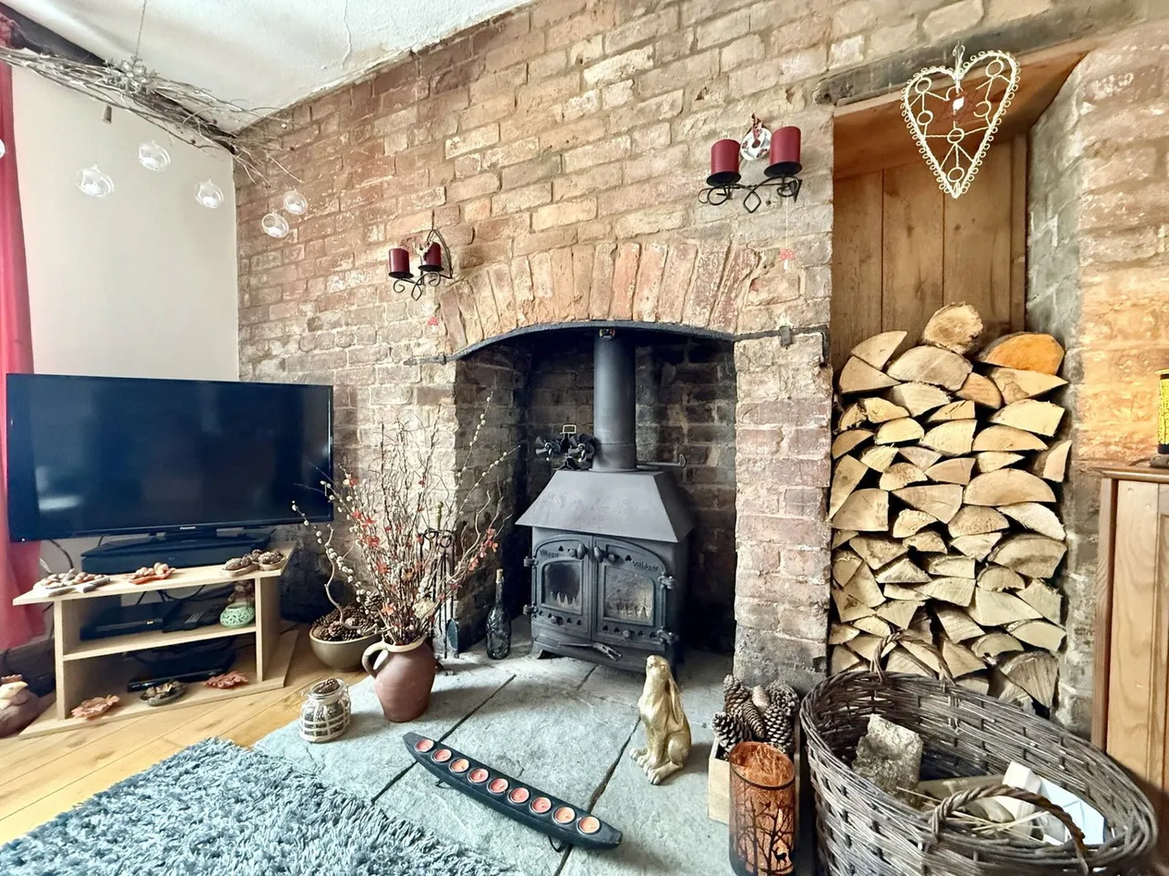 Alkerton, Eastington, GL10, photo 3