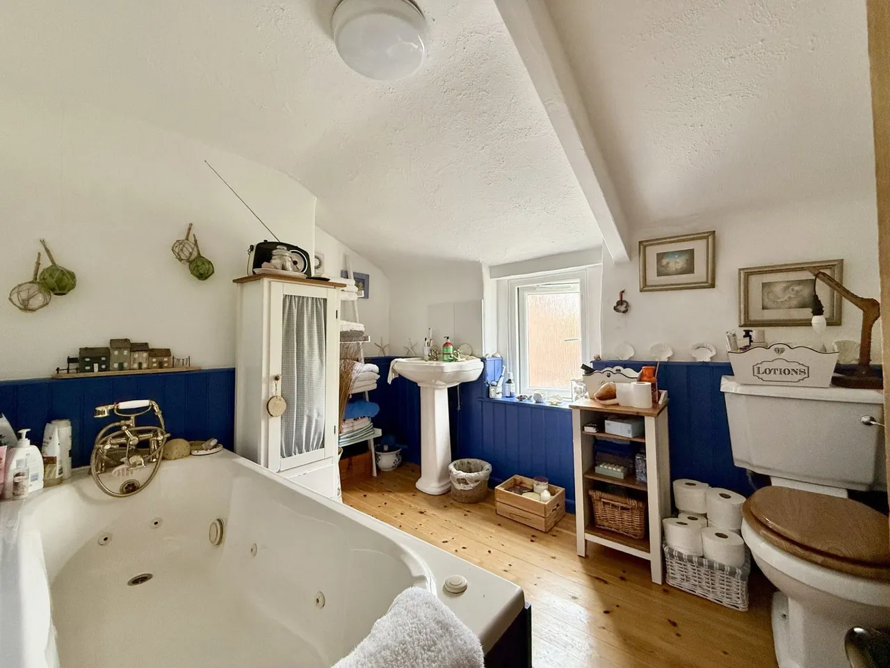 Alkerton, Eastington, GL10, photo 9