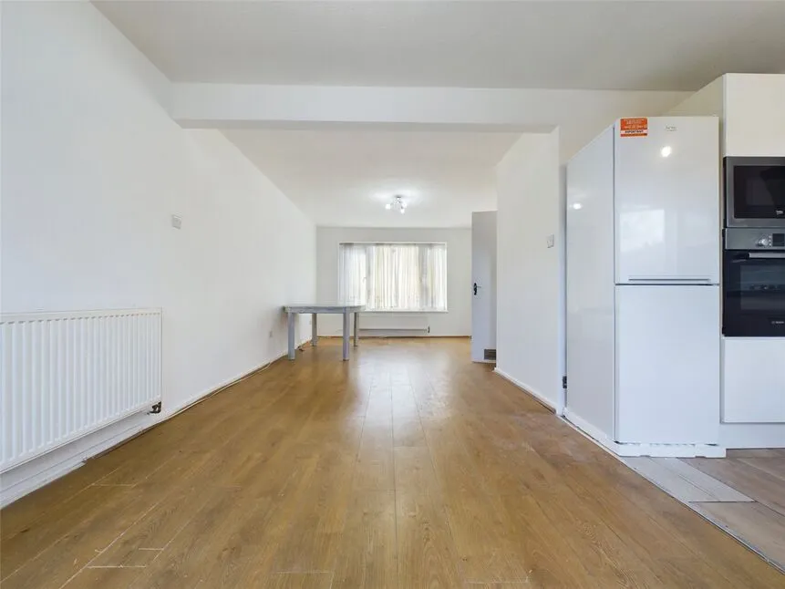 West Malling Way, Hornchurch, RM12, photo 3