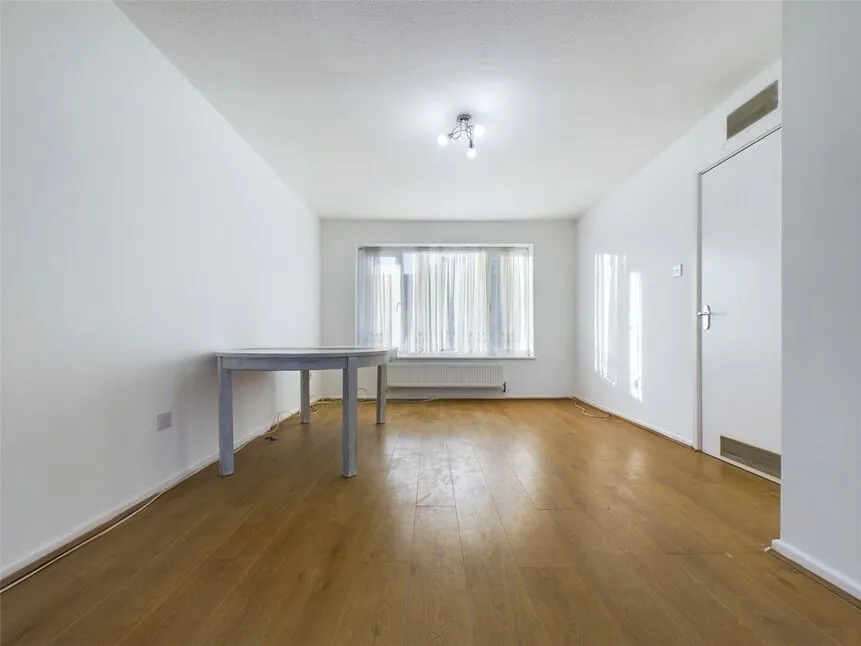 West Malling Way, Hornchurch, RM12, photo 5