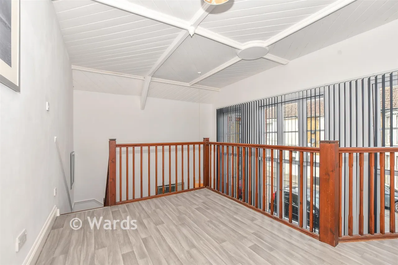 Alexandra Road, Sheerness, ME12, photo 8
