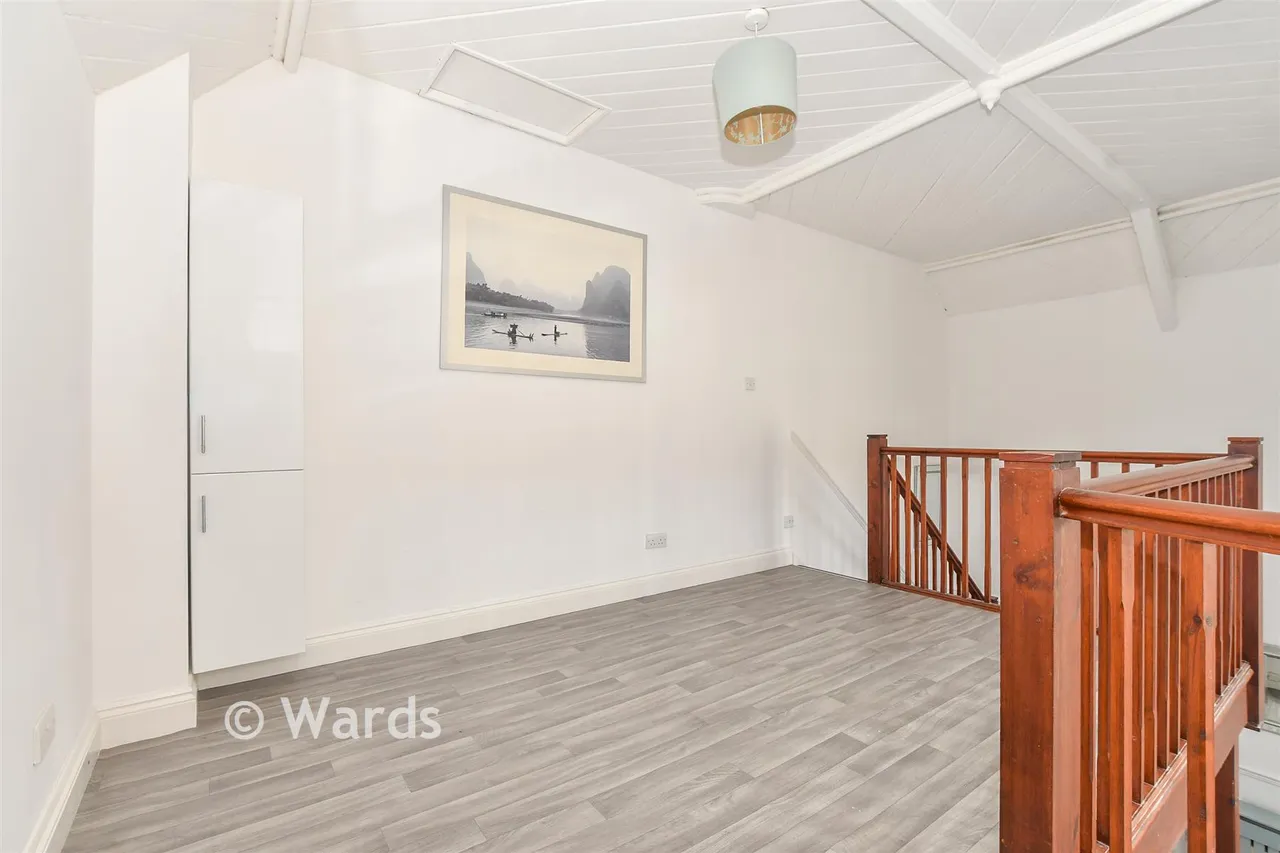 Alexandra Road, Sheerness, ME12, photo 6