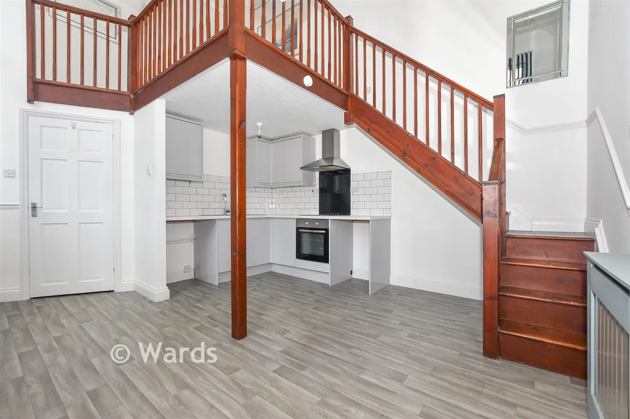 Alexandra Road, Sheerness, ME12, photo 4