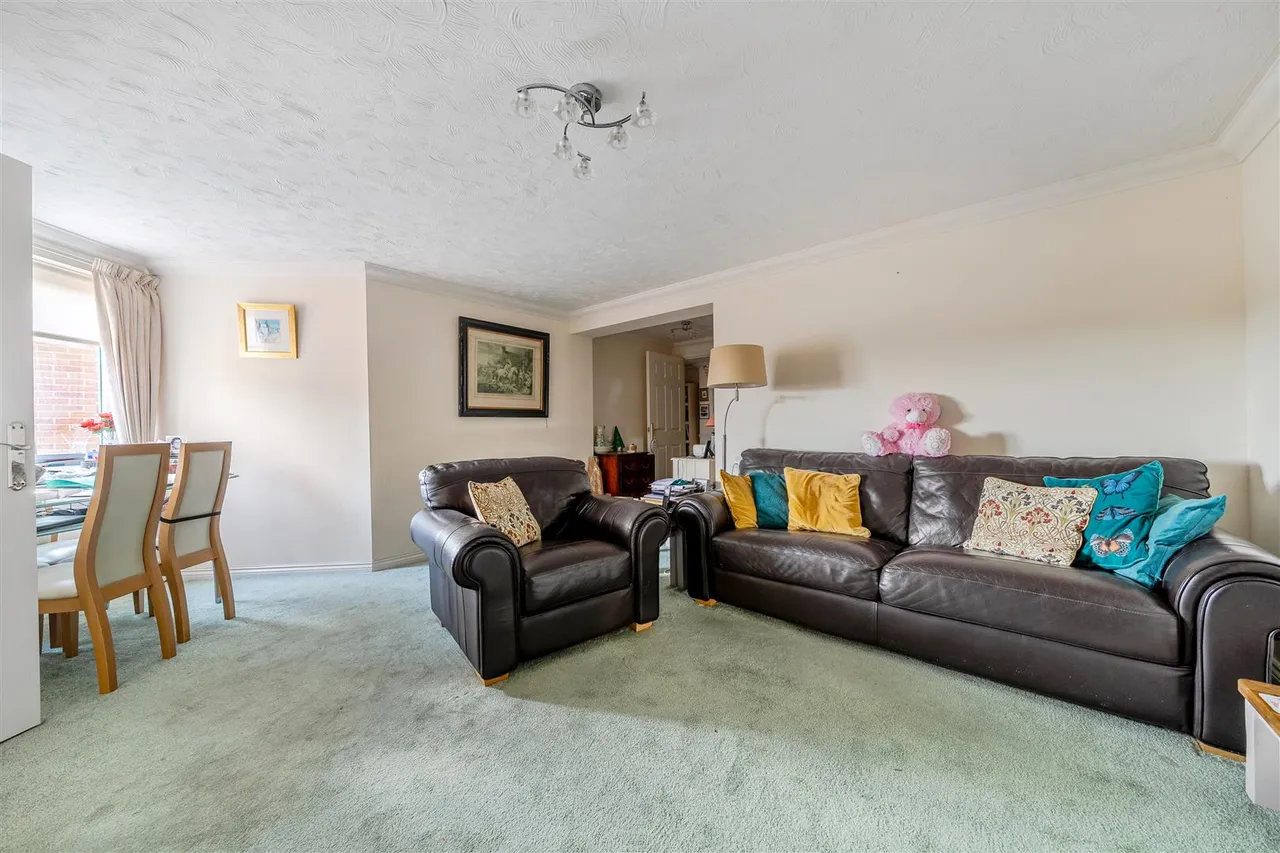 Beach Avenue, Birchington, CT7, photo 6