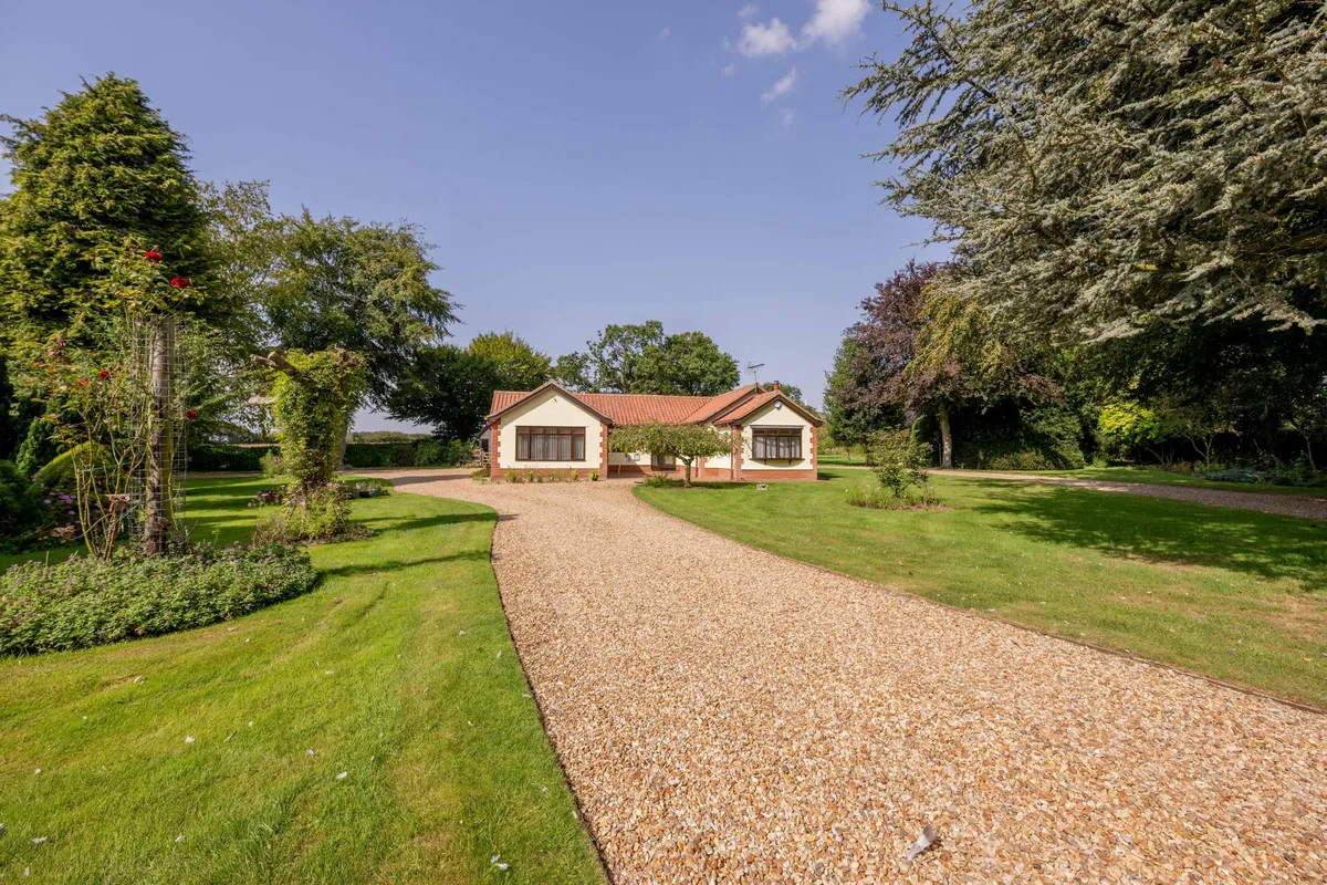 West Acre Road, Swaffham, PE37, photo 3