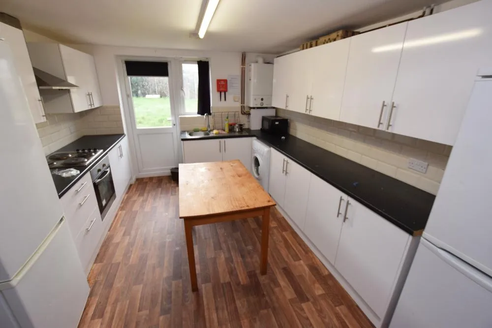 R4 Friars Avenue, Far Cotton, NN4, photo 3