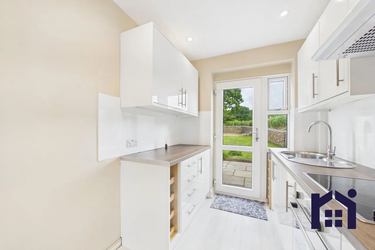 Highgrove Avenue, Charnock Richard, Chorley, PR7 5LW, photo 9
