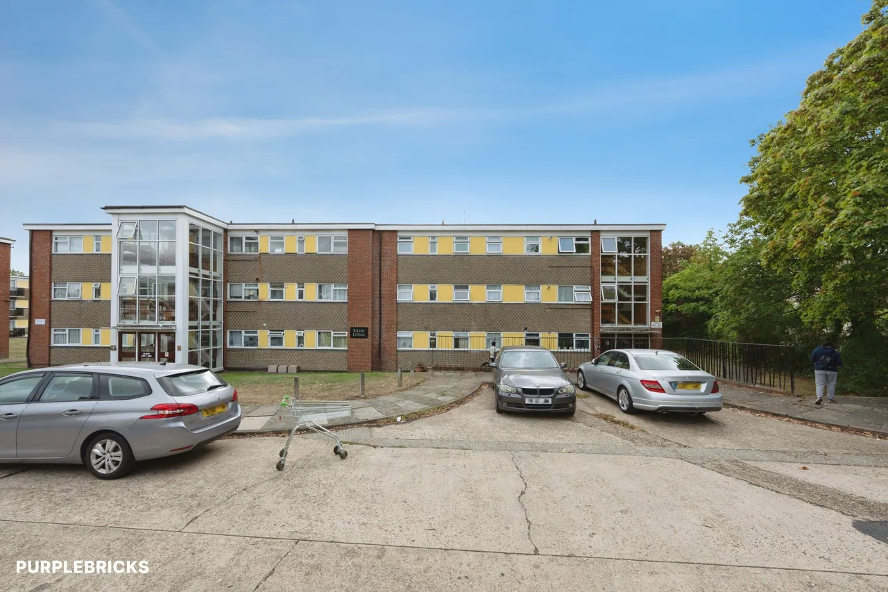 Chalklands, Wembley, HA9, photo 14