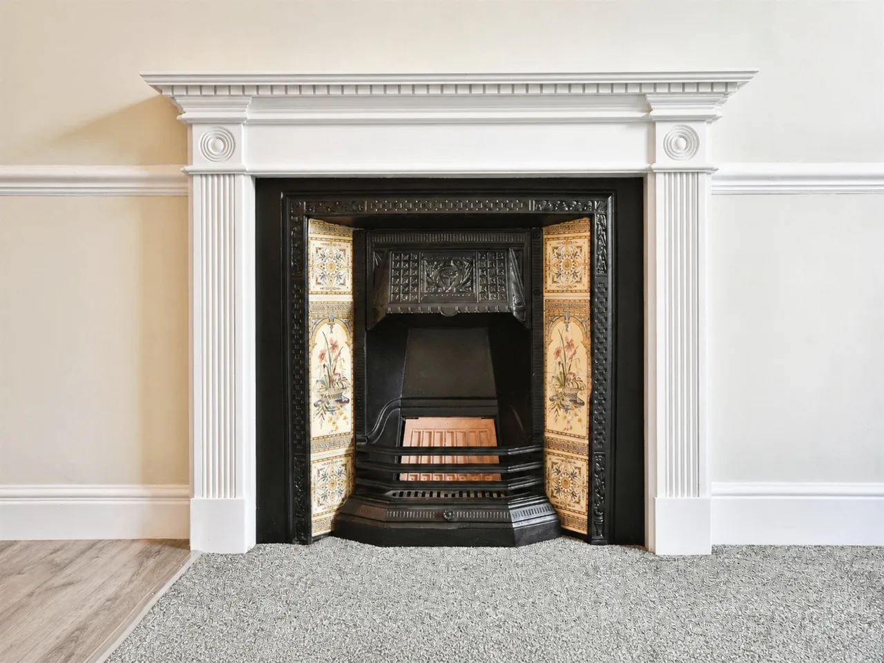 Bampton Street, Tiverton, EX16, photo 2