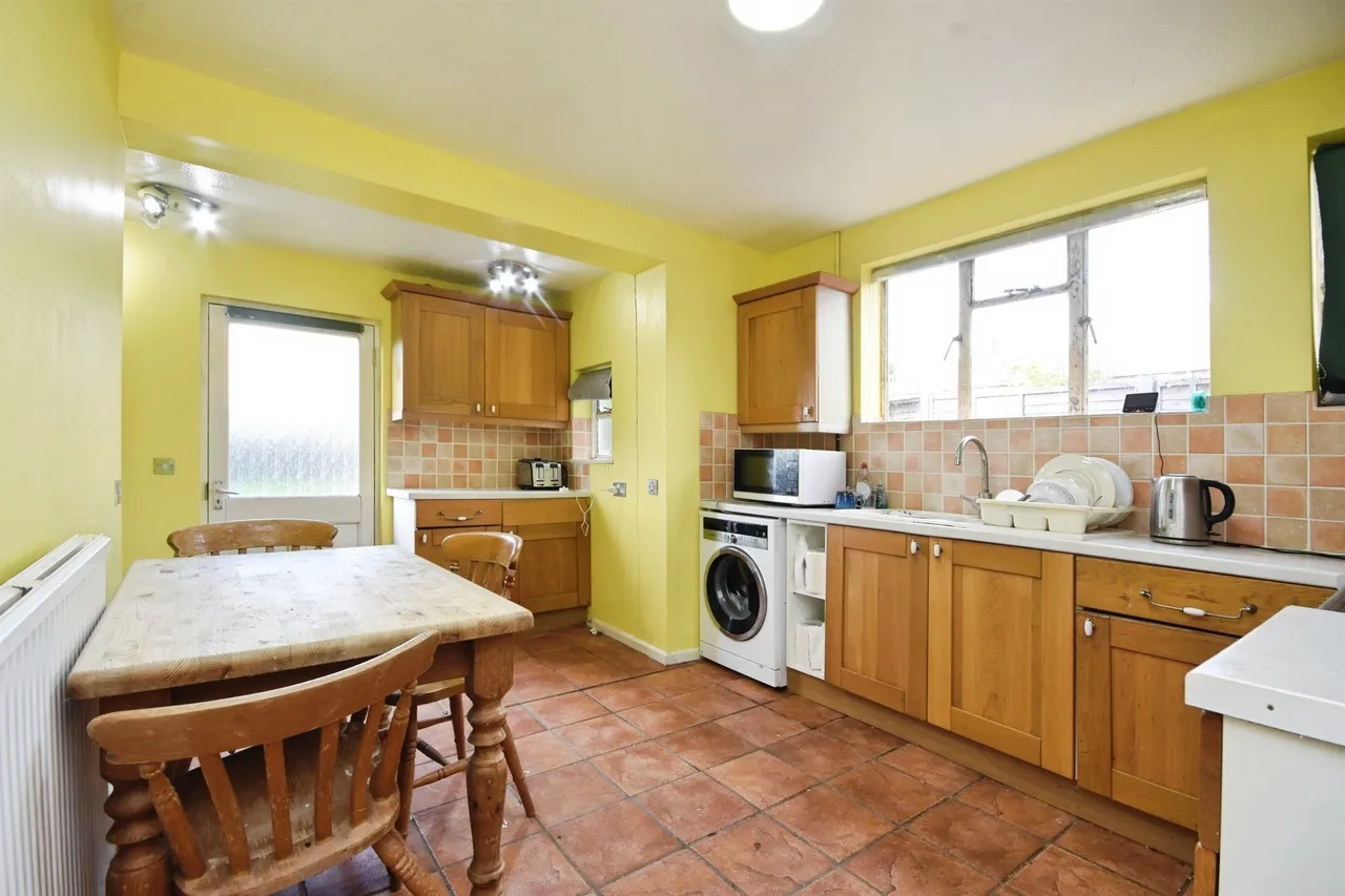 Leicester Court, Silver End, CM8, photo 5