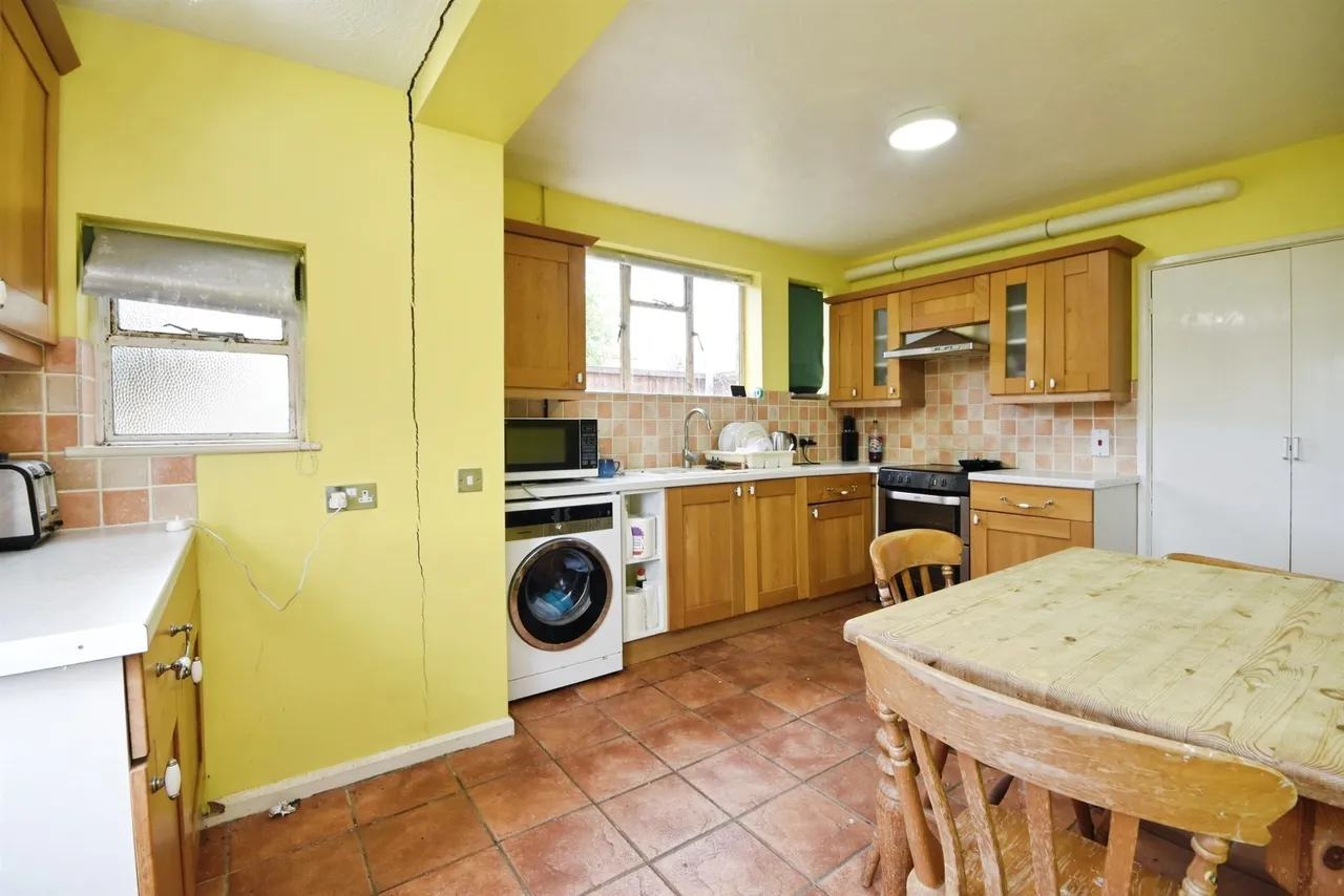 Leicester Court, Silver End, CM8, photo 6