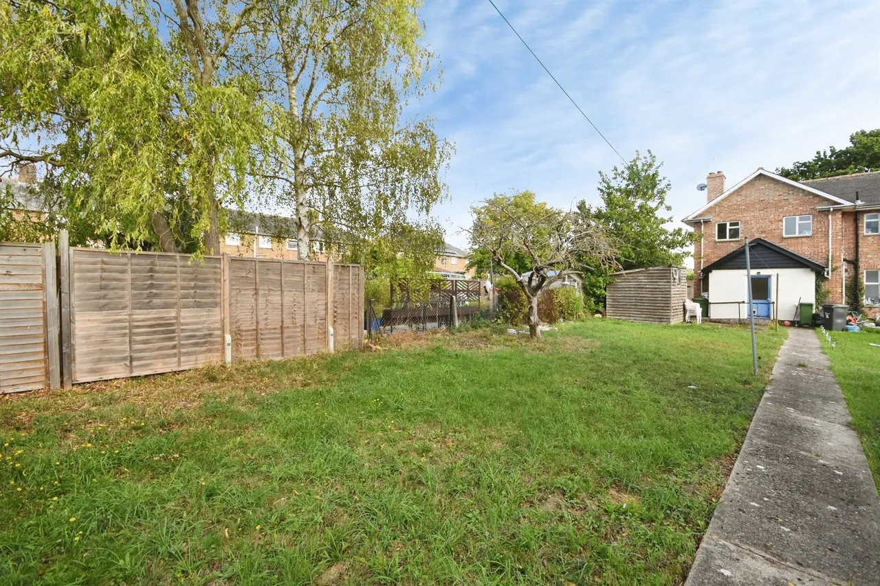 Leicester Court, Silver End, CM8, photo 13