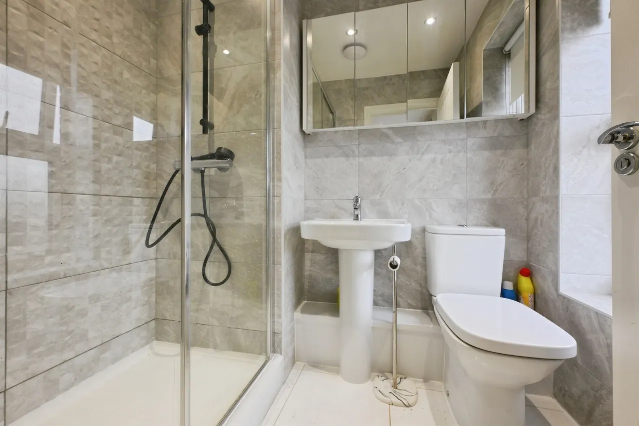 Moye Close, Hoddesdon, EN11, photo 11