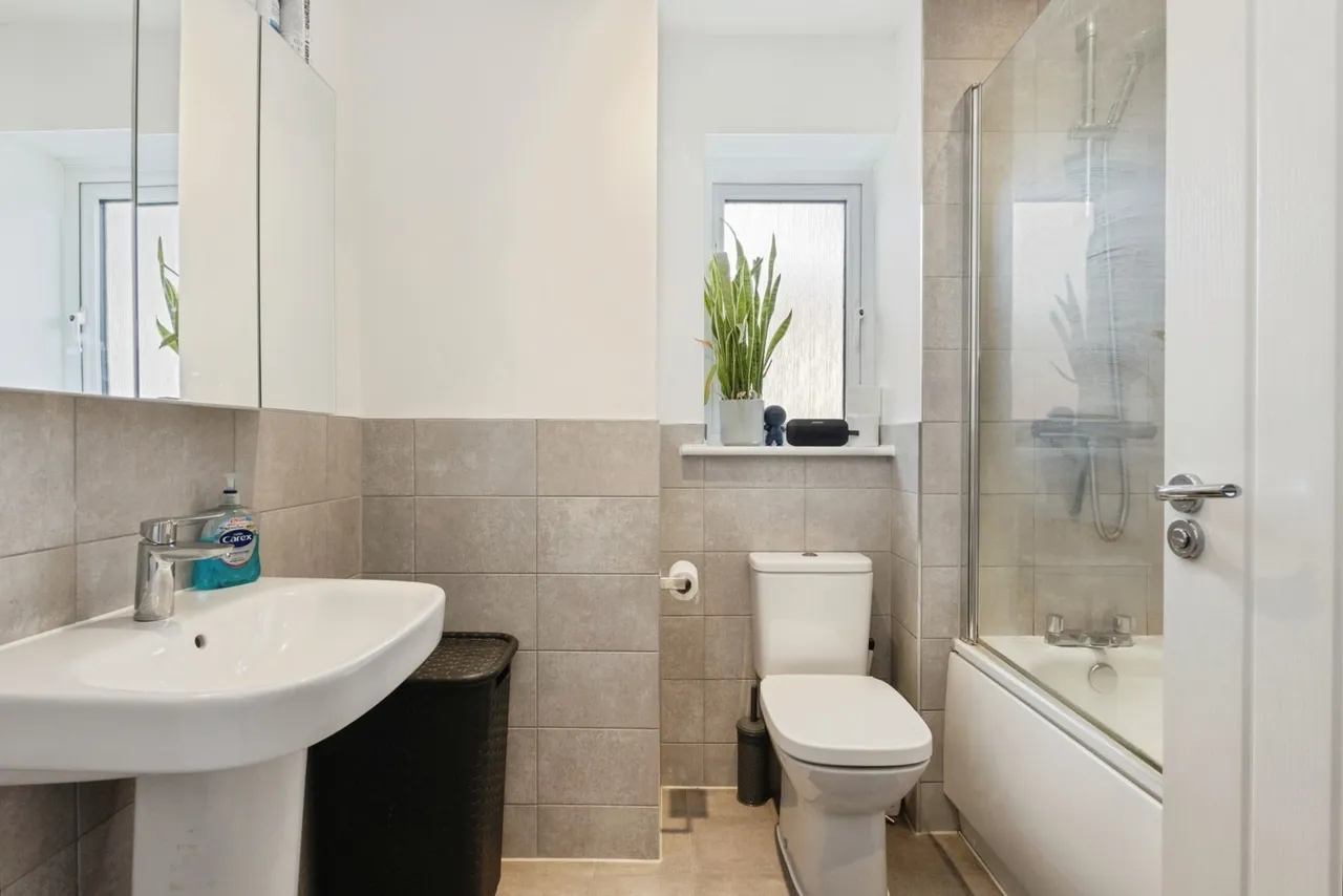 Aspen Drive, Wymondham, NR18, photo 19