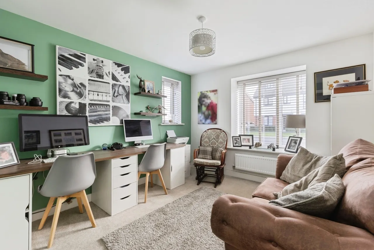 Aspen Drive, Wymondham, NR18, photo 9
