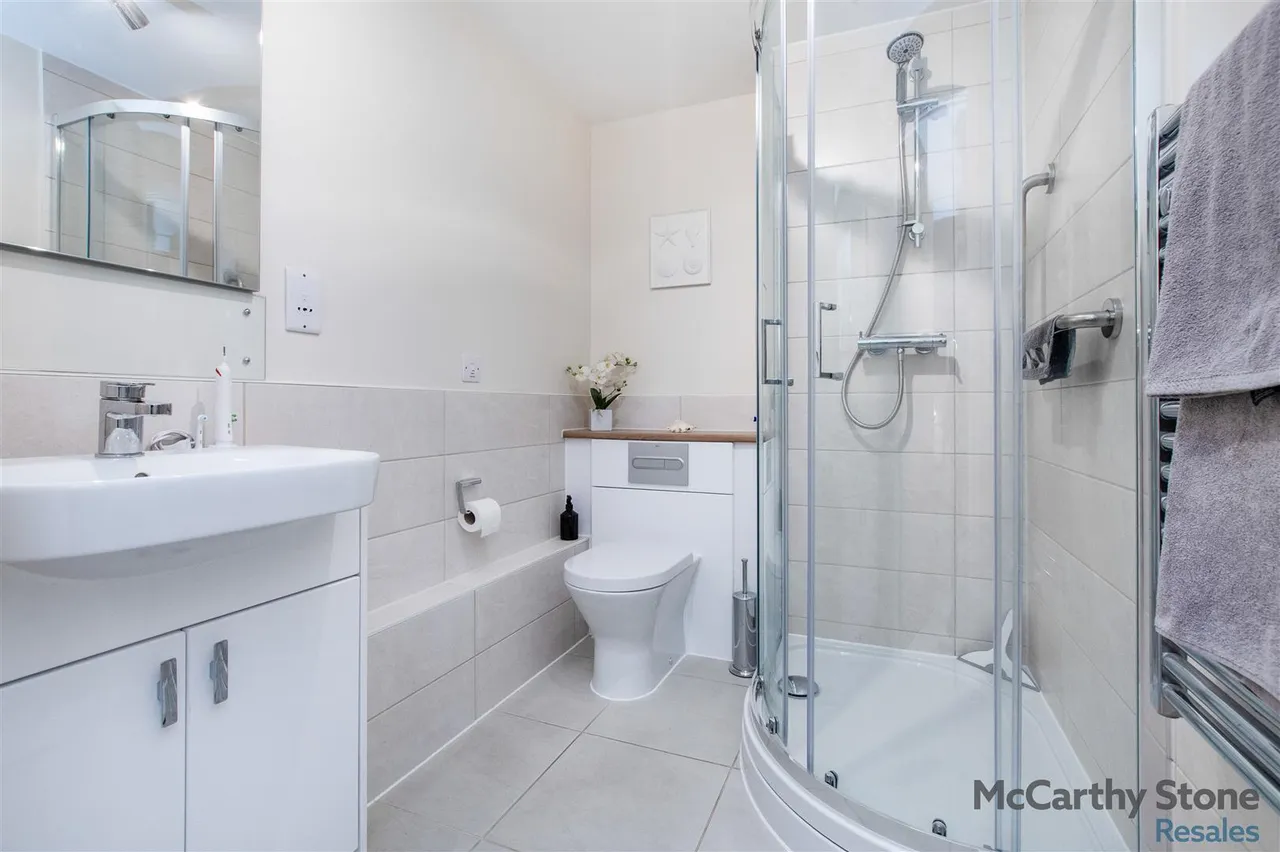 Lindsay Road, Poole, BH13, photo 11