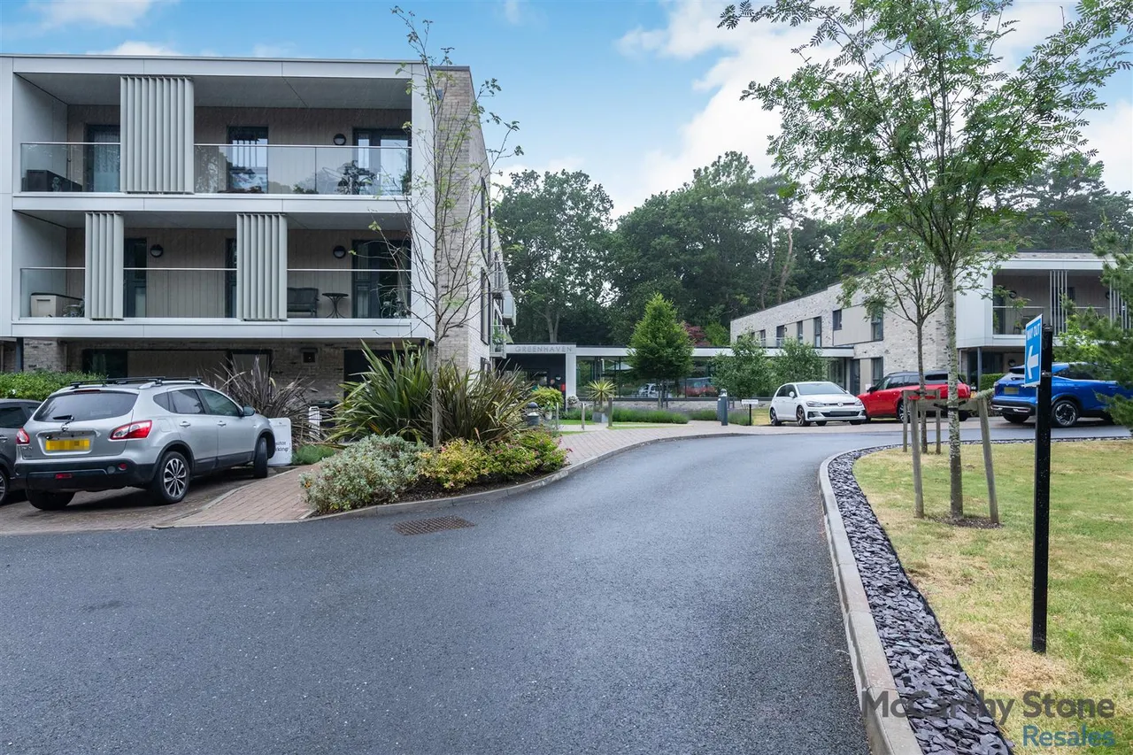 Lindsay Road, Poole, BH13, photo 20