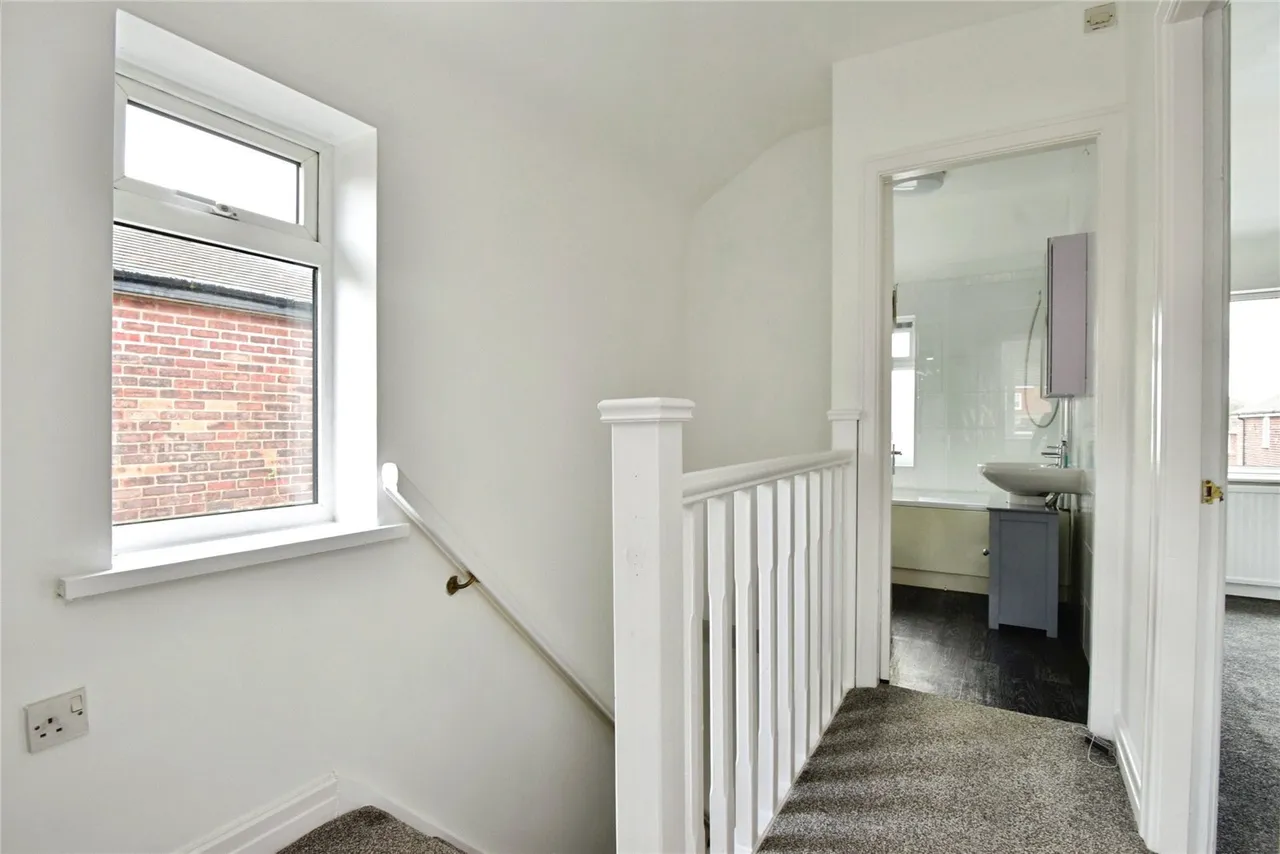 Somerville Avenue, Newcastle, Staffordshire, ST5, photo 11