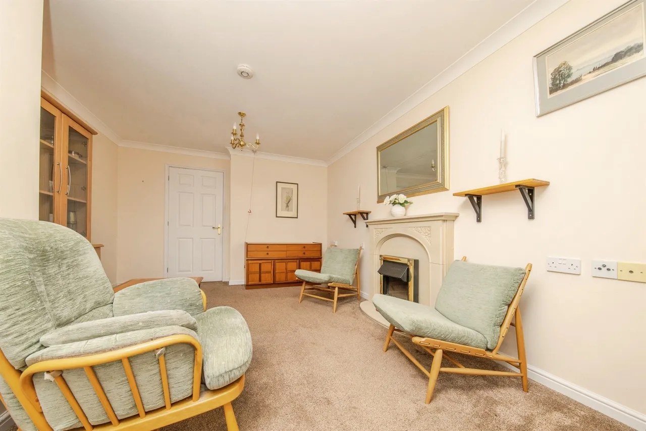 Cliff Lane, Ipswich, IP3, photo 7