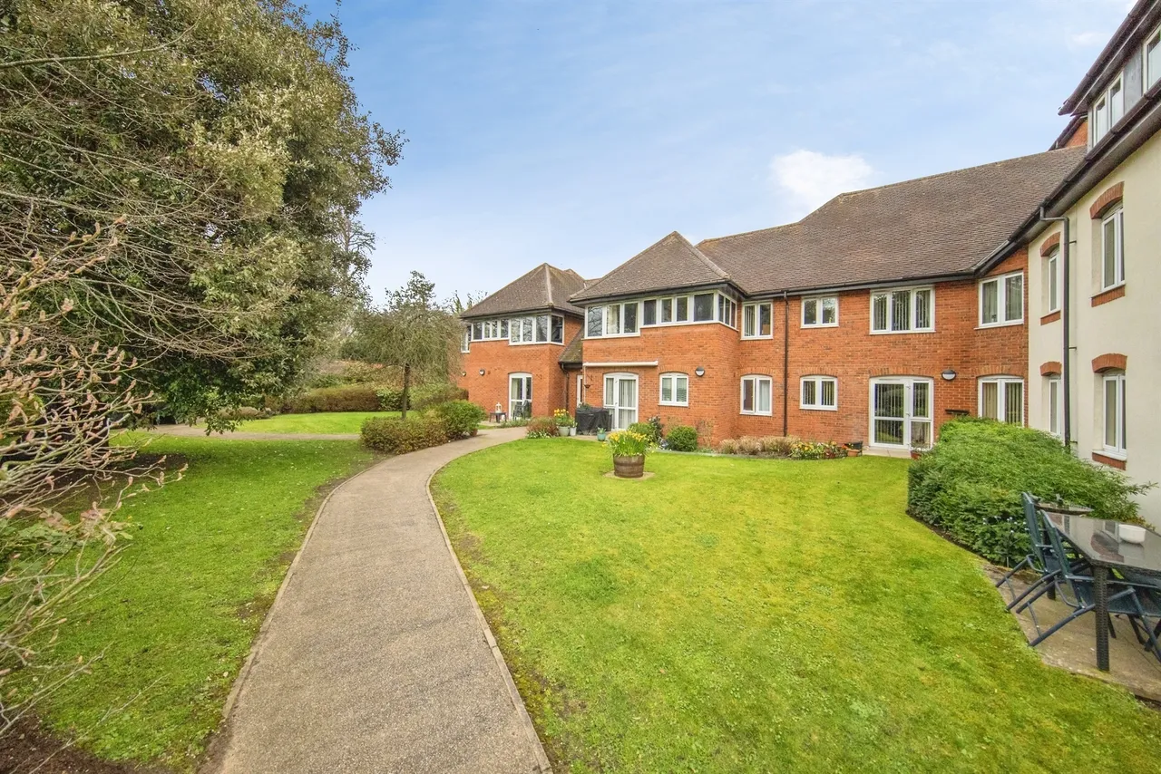 Cliff Lane, Ipswich, IP3, photo 13