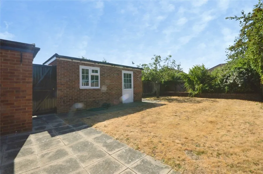 Bungalow Under Offer with 2 bedrooms in Bishop's Stortford, CM23, photo 14