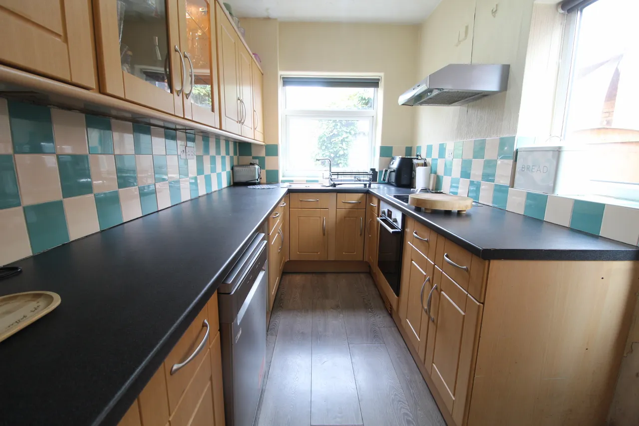 Stockport Road, Marple, SK6, photo 6
