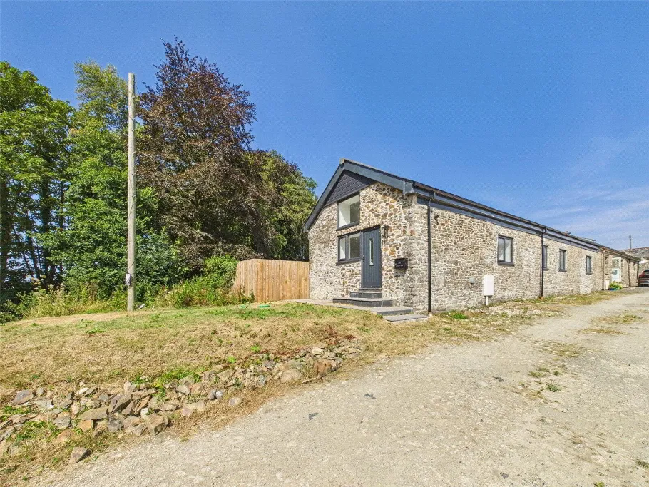 3 bed house for sale, Matcott Farm, Sutcombe, EX22